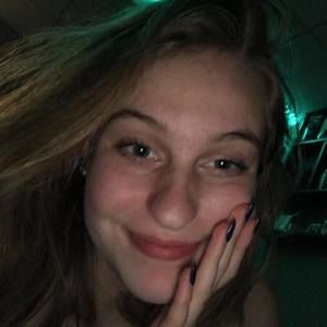 Meet your Posher, Maddie